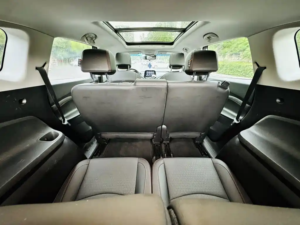 Chevrolet Volando — миниатюра 16