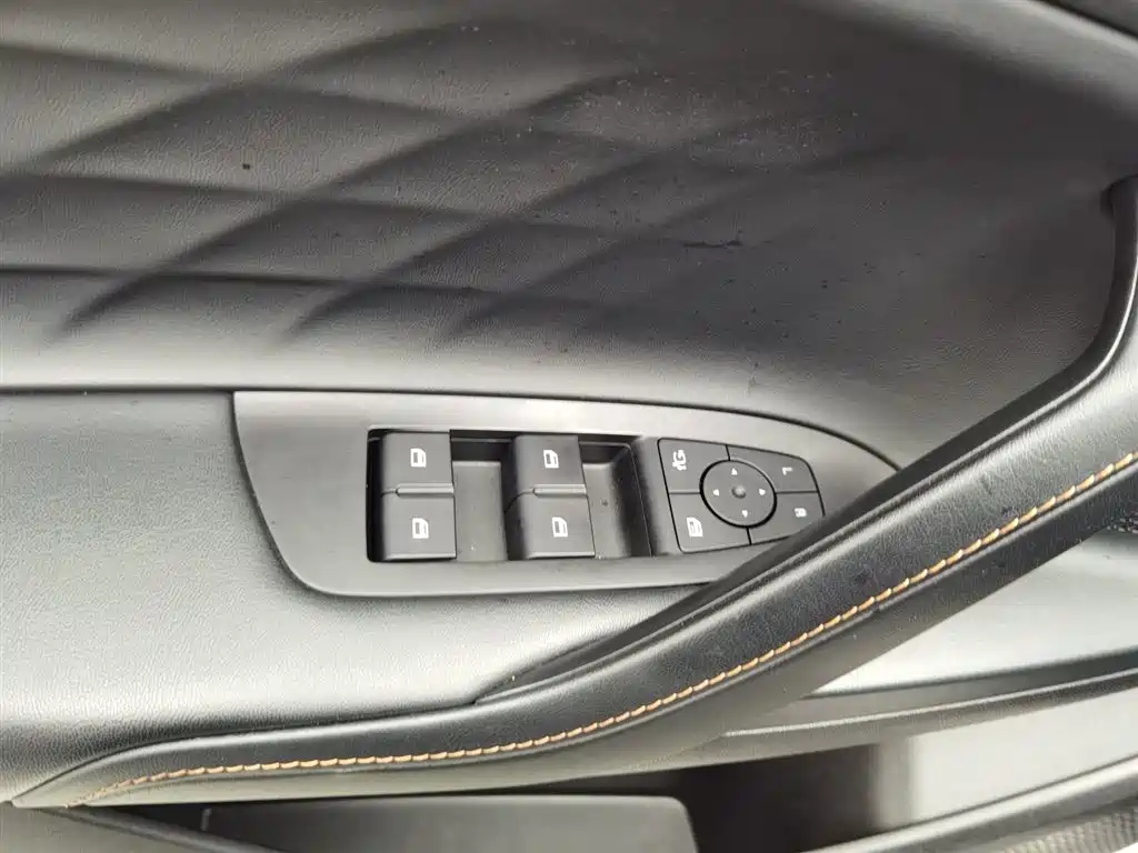 Roewe RX5 2023 1.5T
