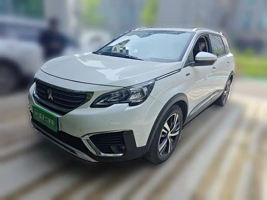 Peugeot 5008 2019