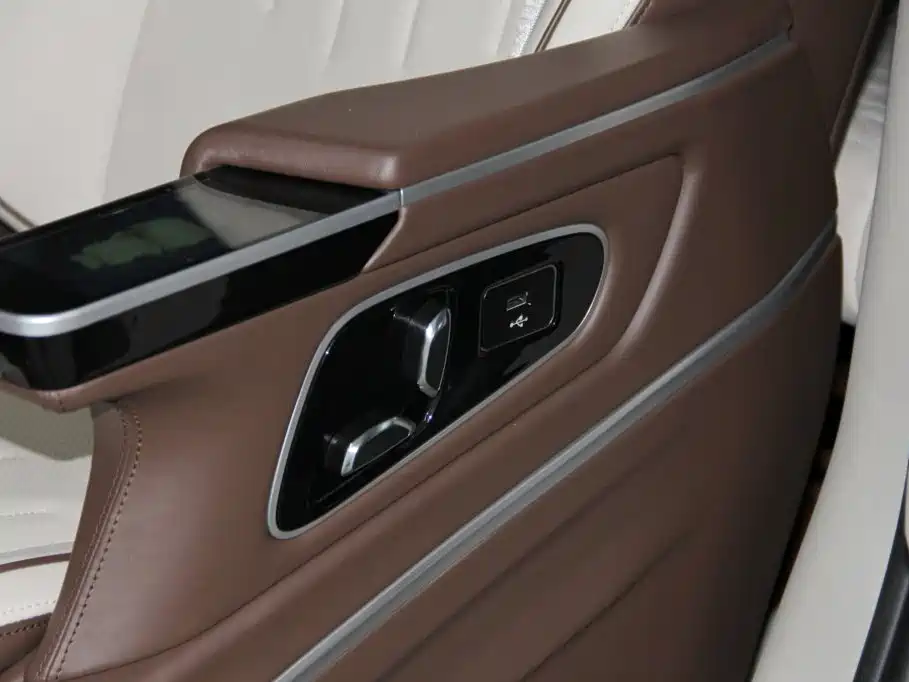 Buick GL8 — миниатюра 24