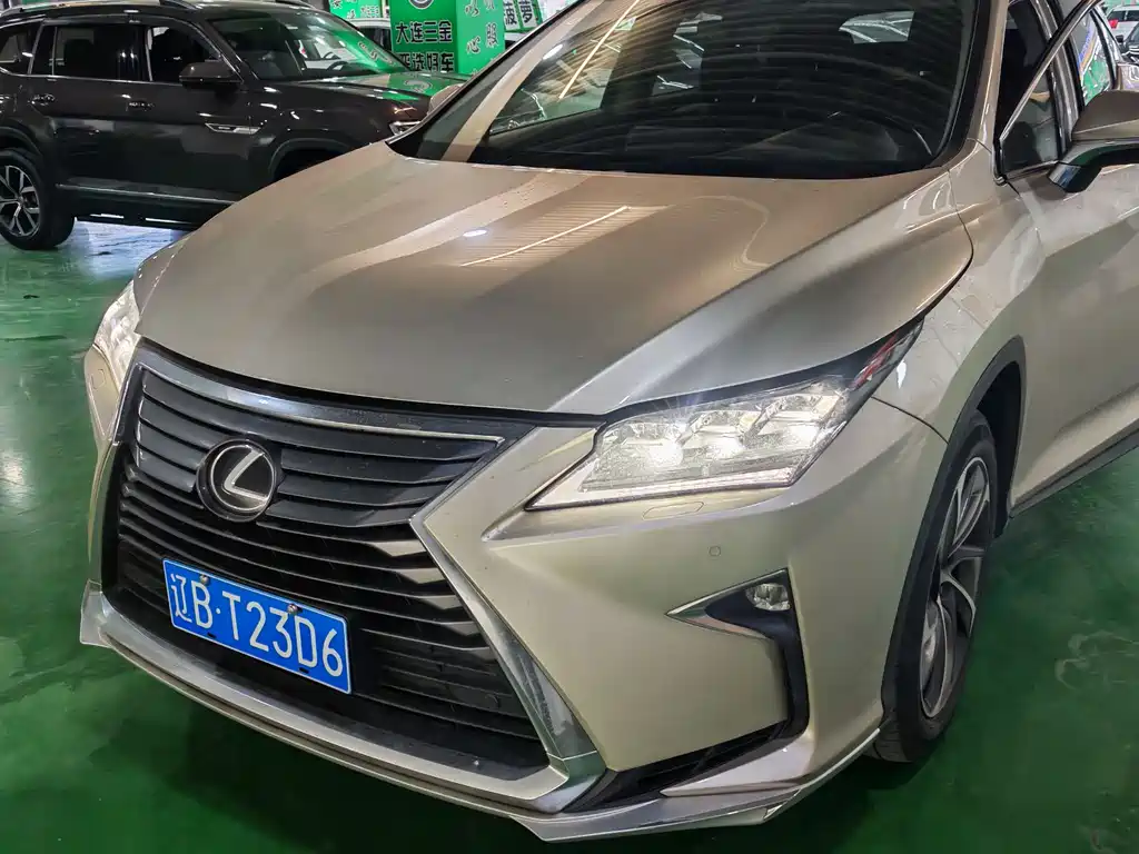 Lexus RX 2019
