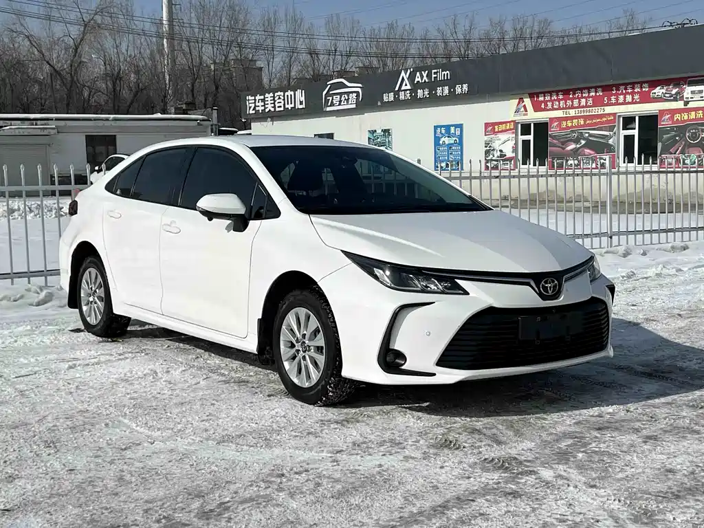 TOYOTA COROLLA