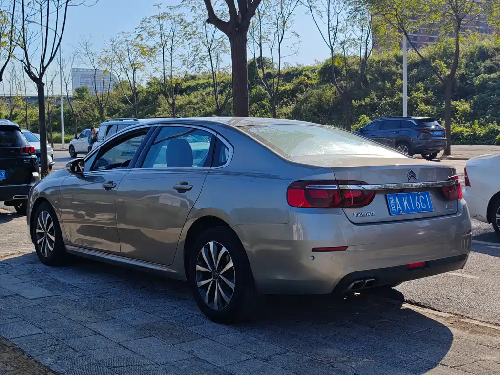 Citroen C6 — миниатюра 9
