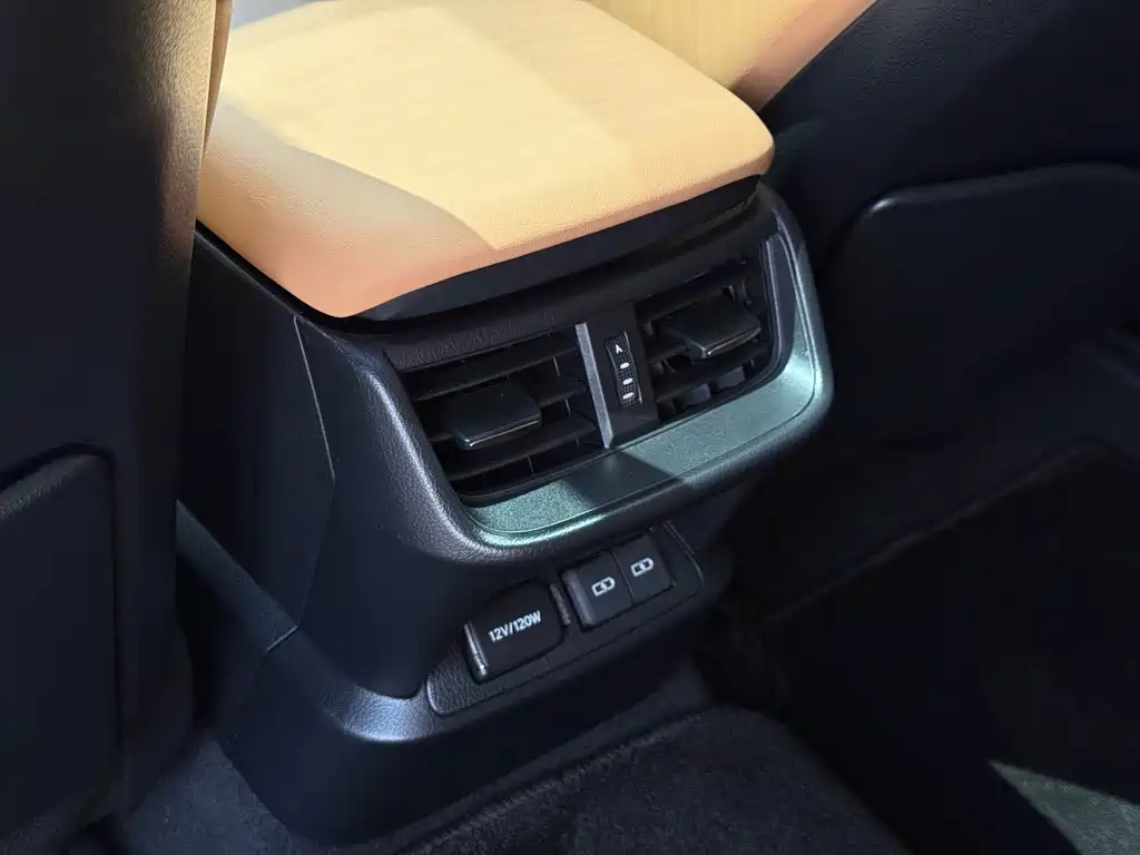 Lexus ES — миниатюра 14
