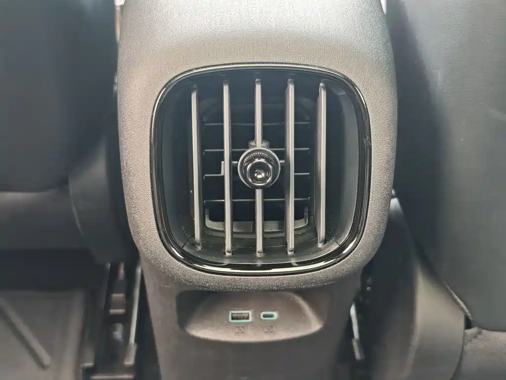 BYD Dolphin — миниатюра 15