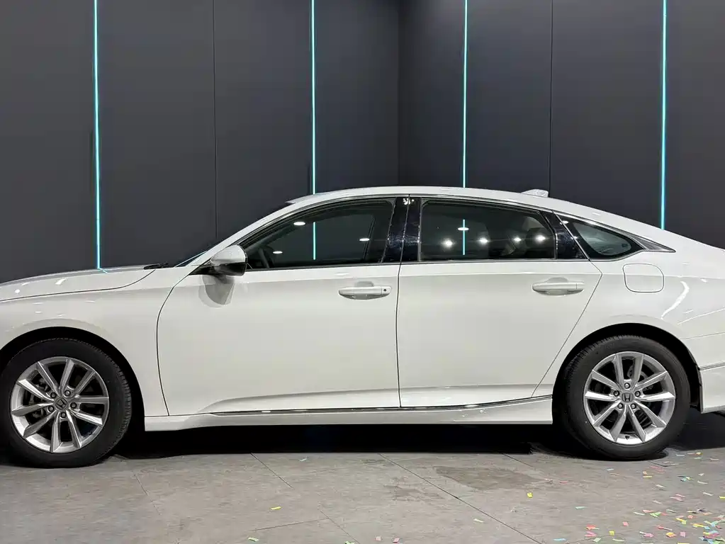 Honda Accord — миниатюра 5