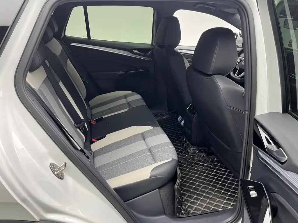 VOLKSWAGEN ID.4 CROZZ