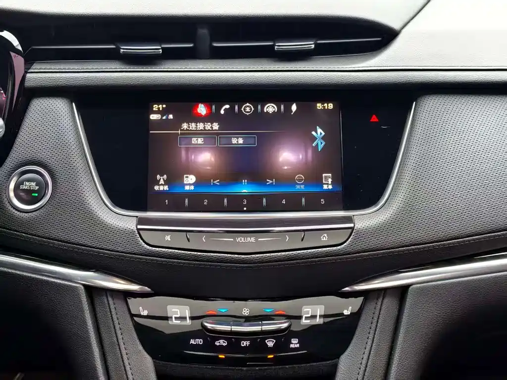 Cadillac XT5 — миниатюра 10