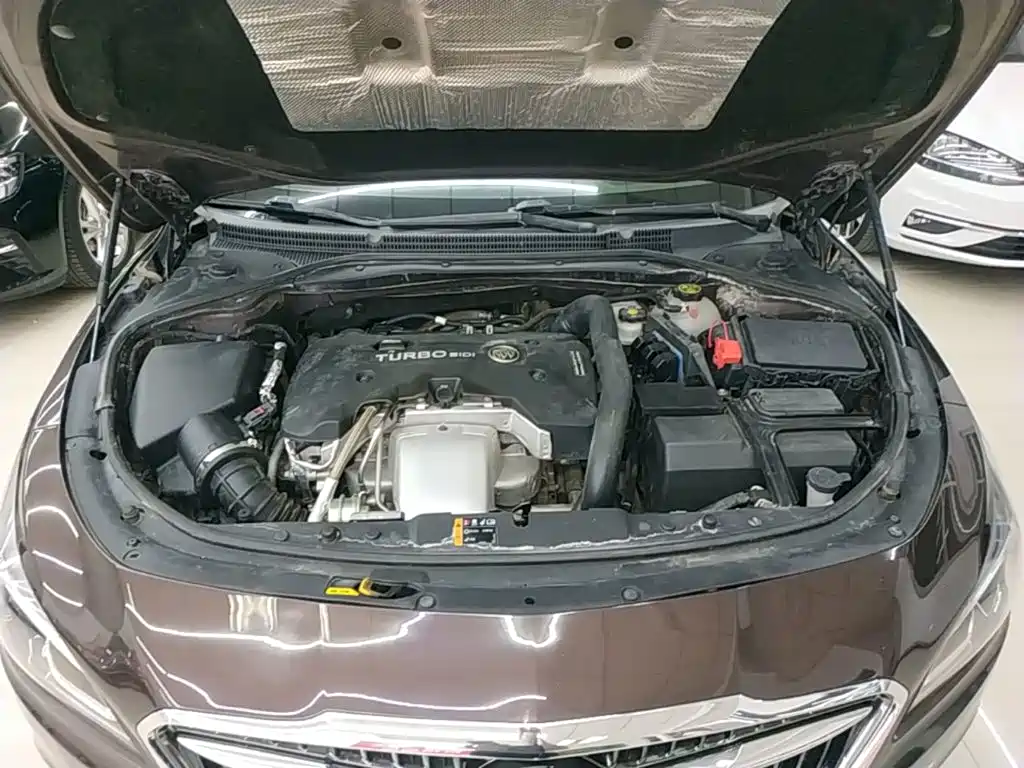 Buick LaCrosse — миниатюра 20