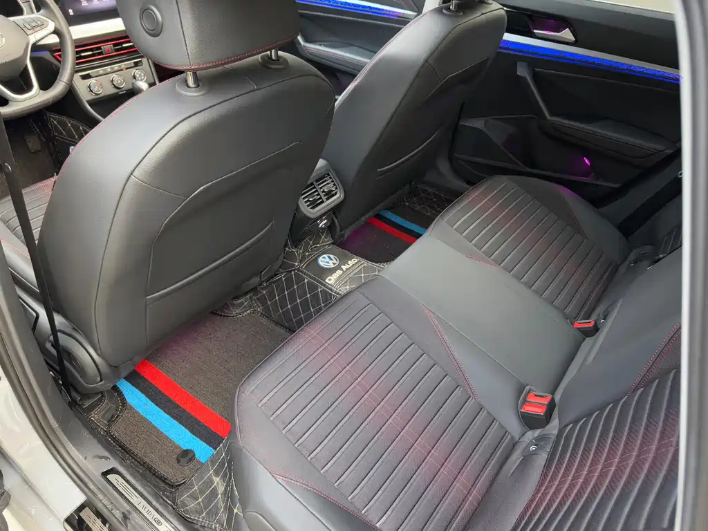 Volkswagen Lavida — миниатюра 7