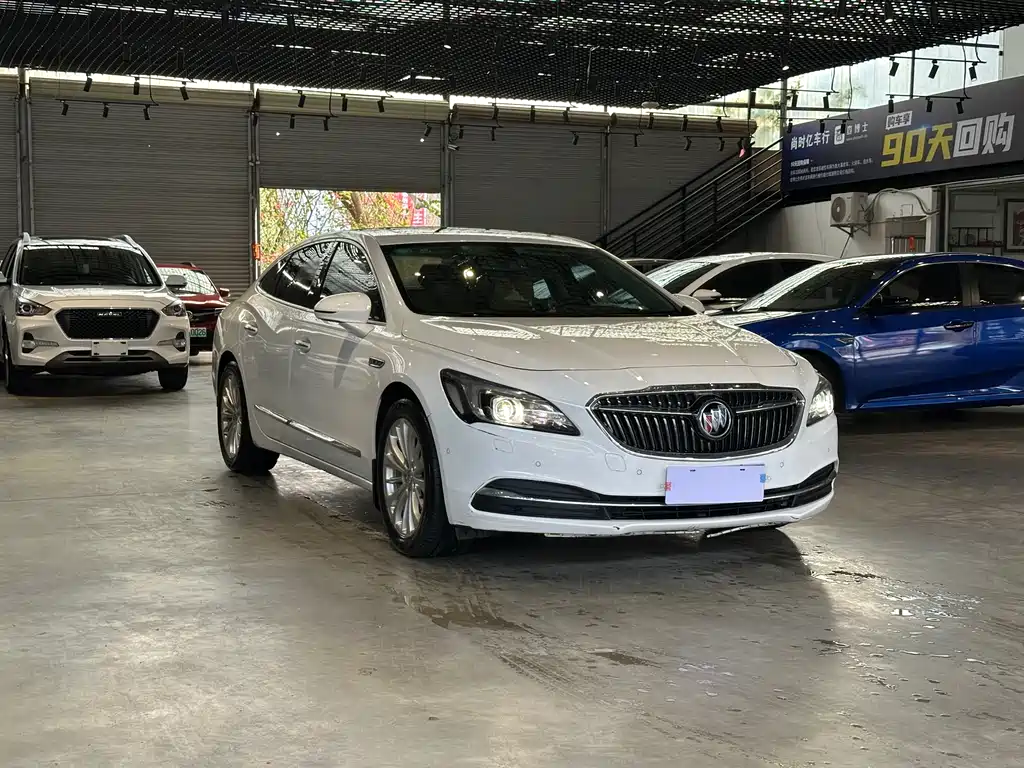 BUICK LACROSSE