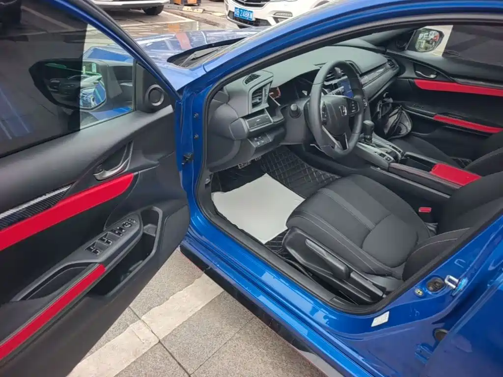 Honda Civic — миниатюра 16