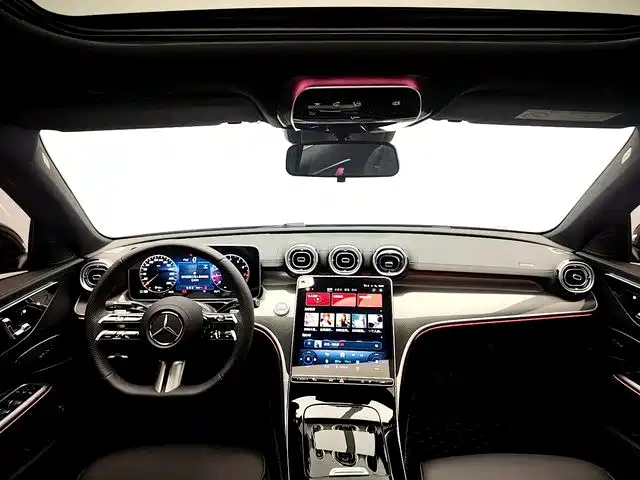 Mercedes-Benz C-Class — миниатюра 9