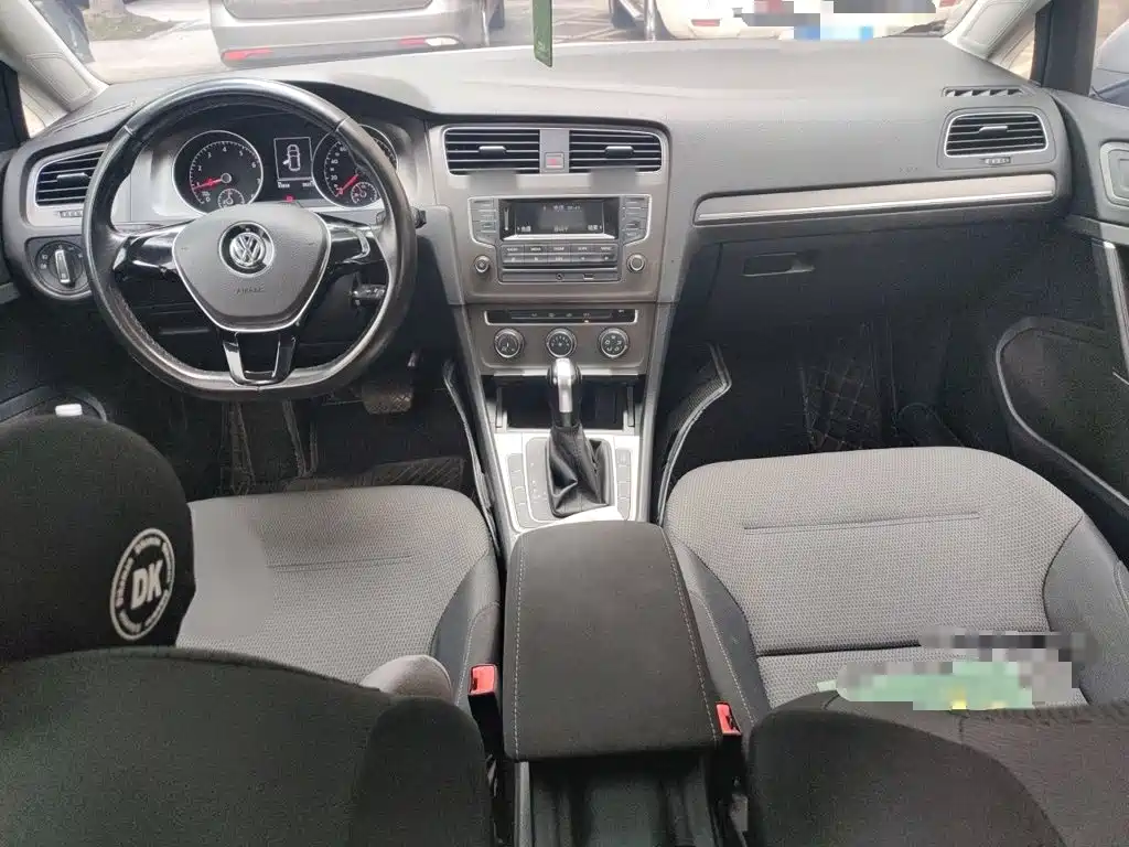 Volkswagen Golf — миниатюра 13