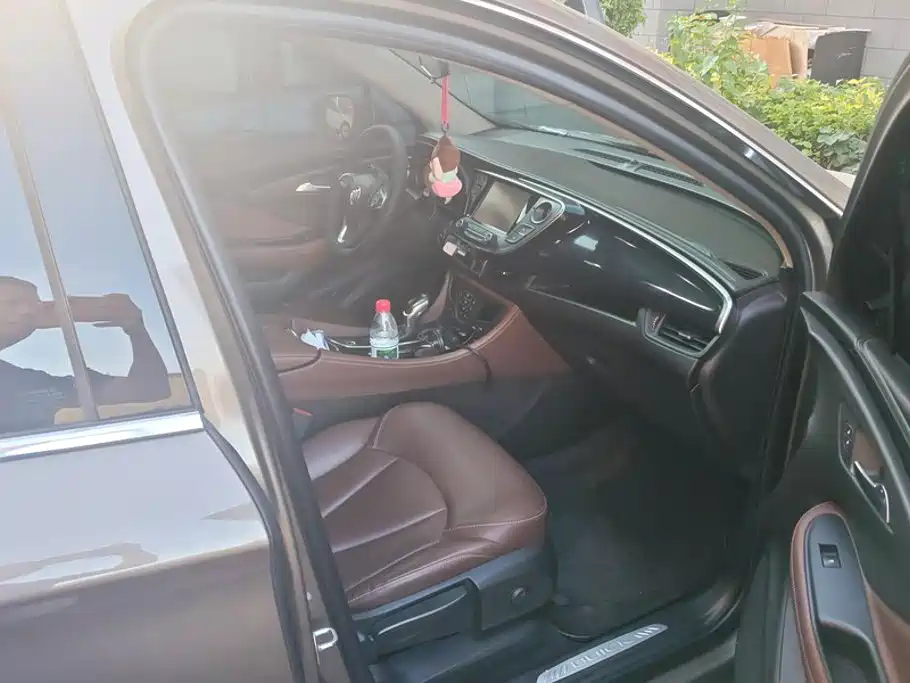 Buick Envision Plus — миниатюра 8