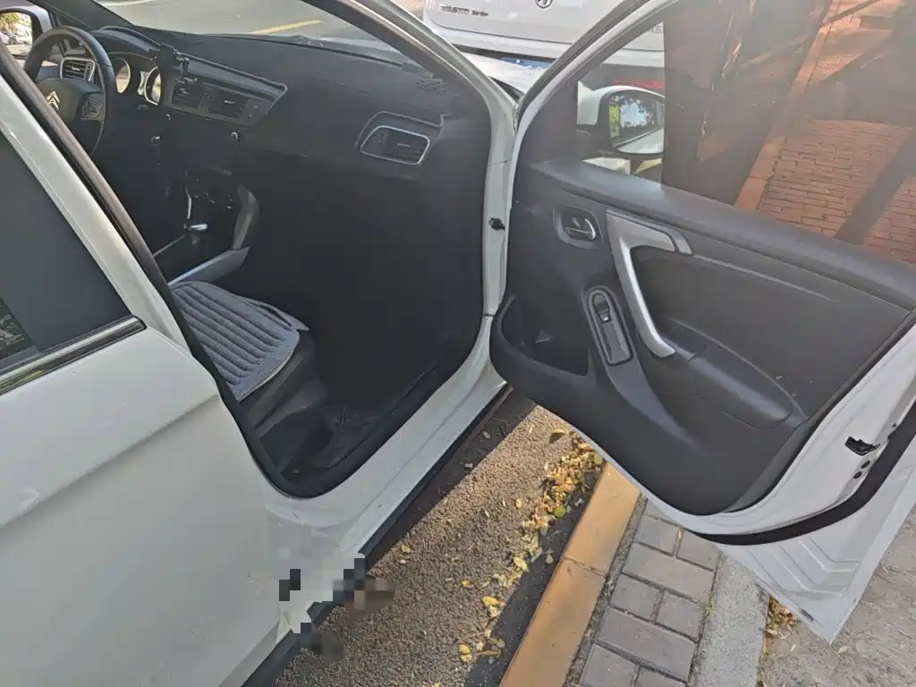 Citroen C3-XR — миниатюра 19