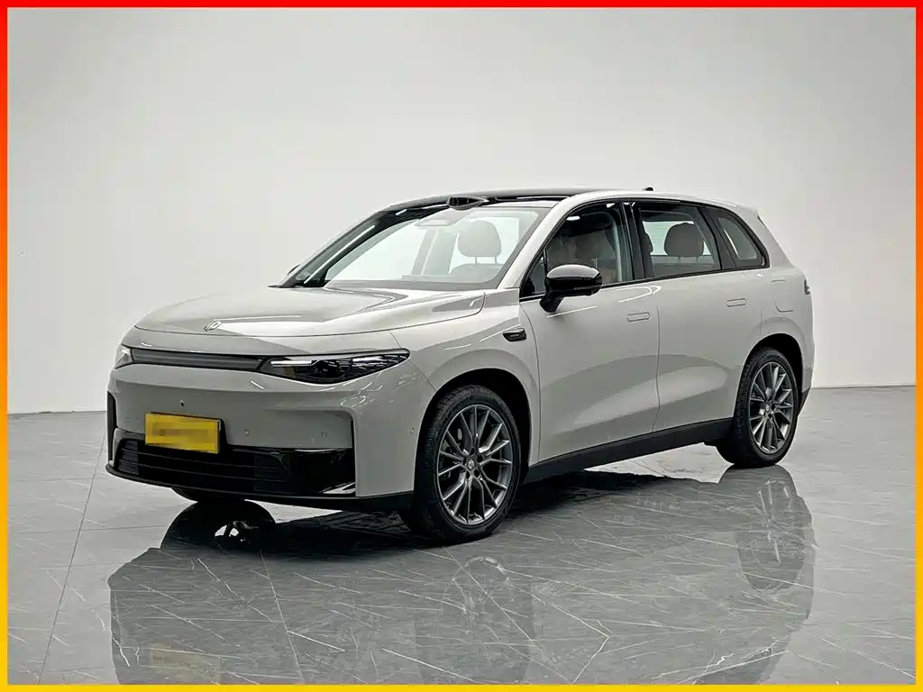 2025 Leapmotor C10 - zdjęcie 1 z 25