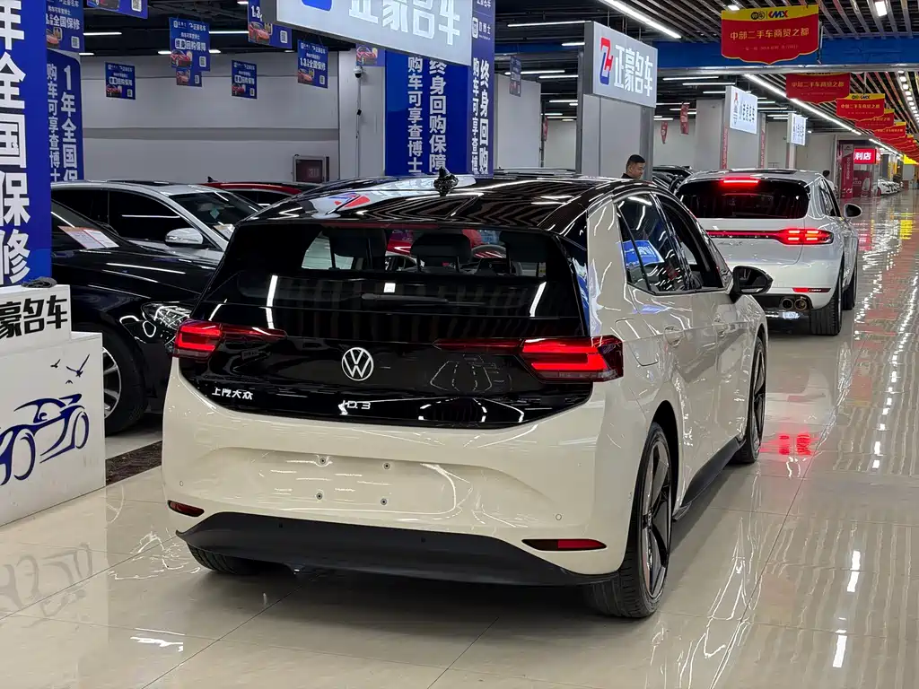 Volkswagen ID.3 — миниатюра 6
