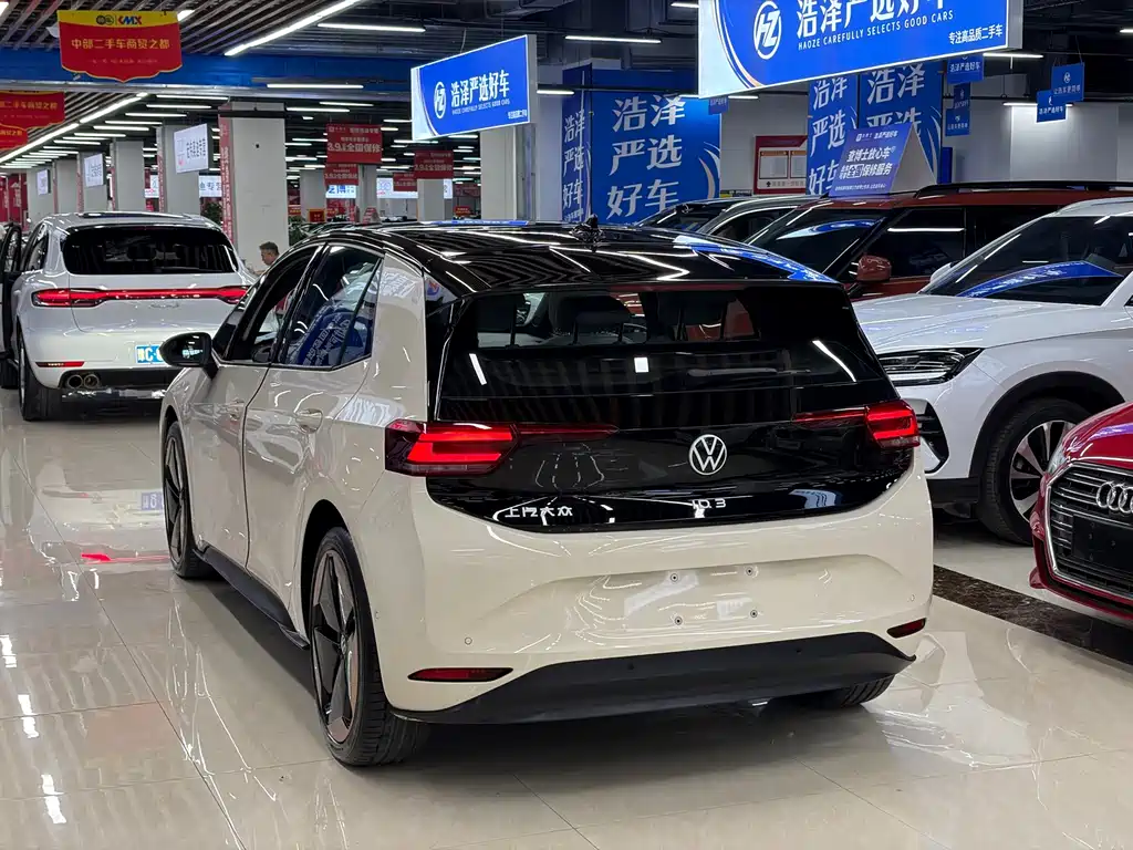 Volkswagen ID.3 — миниатюра 4
