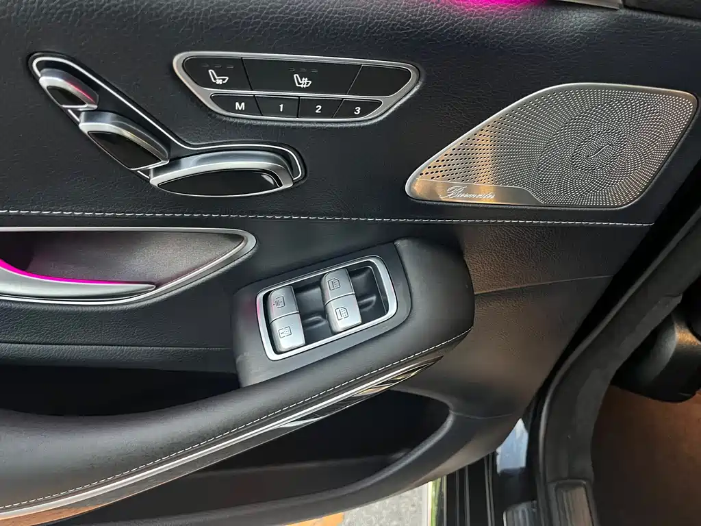 Mercedes-Benz S-Class — миниатюра 41
