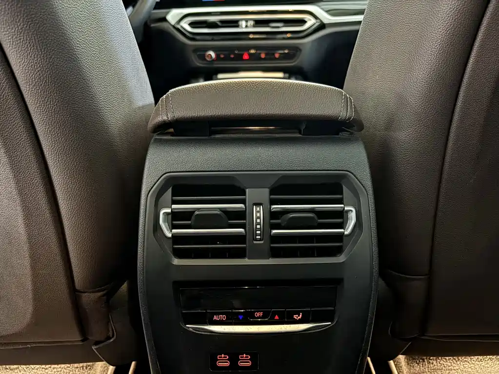 BMW 3 Series — миниатюра 12