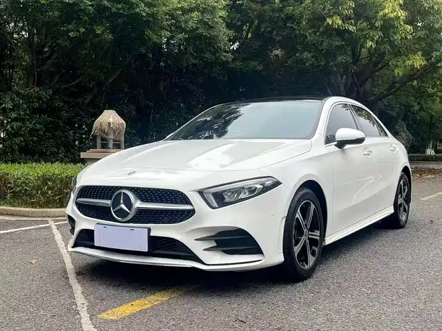 MERCEDES-BENZ A CLASS