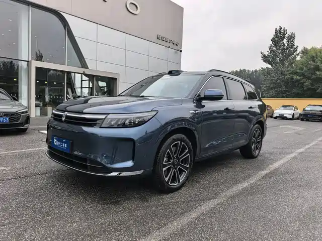 HONGMENG ZHIXING ASK THE WORLD M7 2024