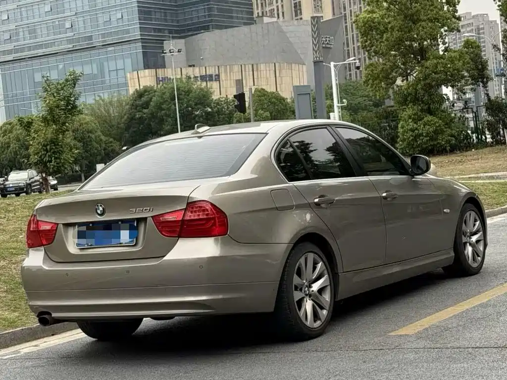 BMW 3 Series (Import) — миниатюра 4