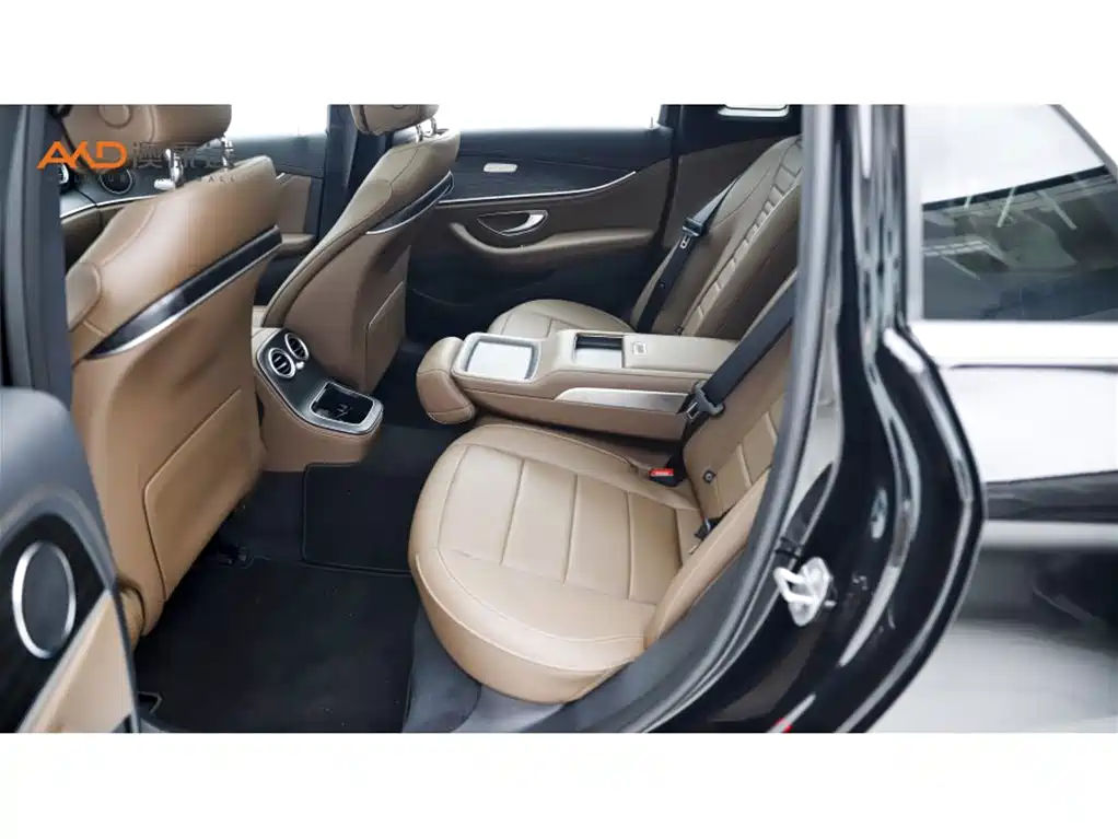Mercedes-Benz E-Class E 2023 E 260 L Sport