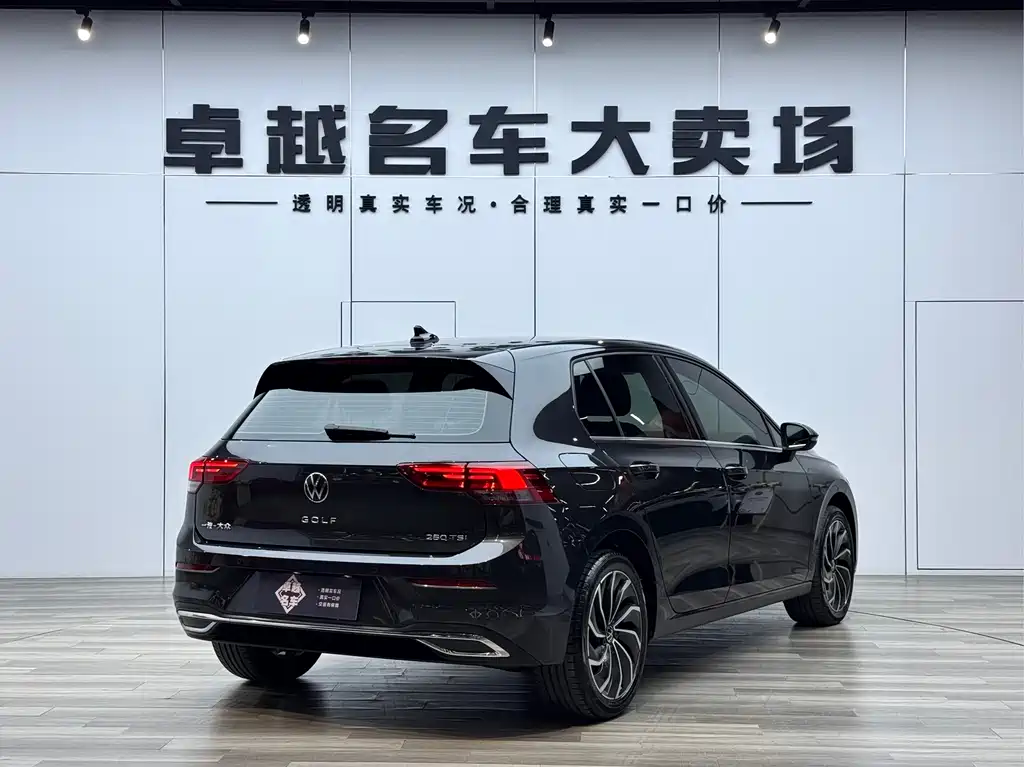 Volkswagen Golf 2021 280TSI DSG Pro