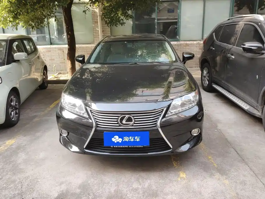 Lexus ES — миниатюра 2