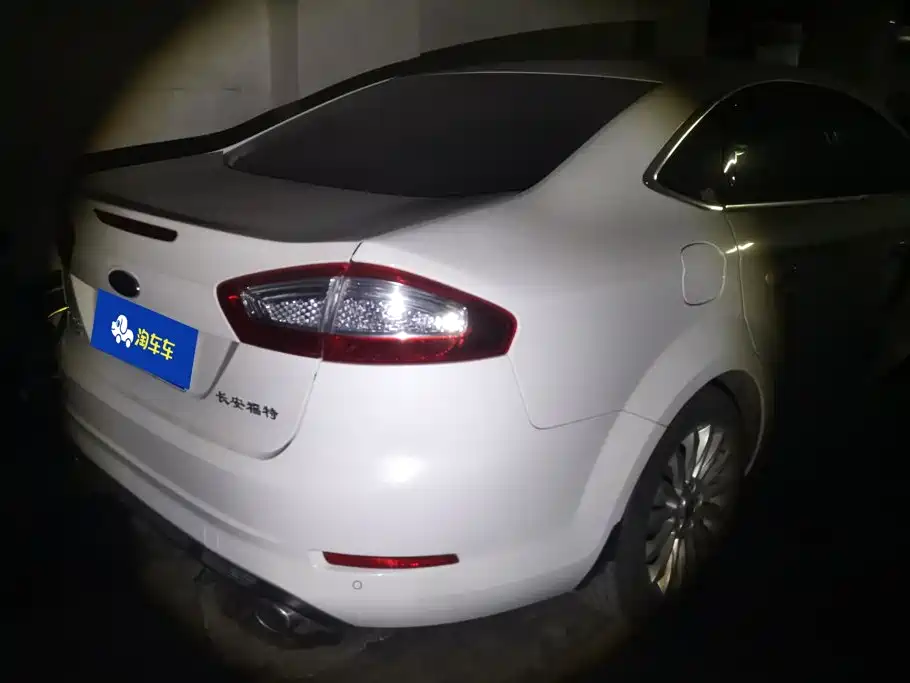 Ford Mondeo — миниатюра 3