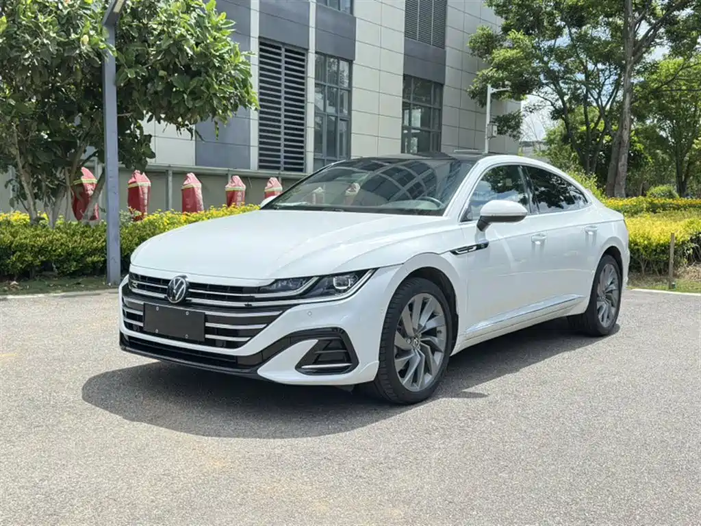 Volkswagen CC 2024