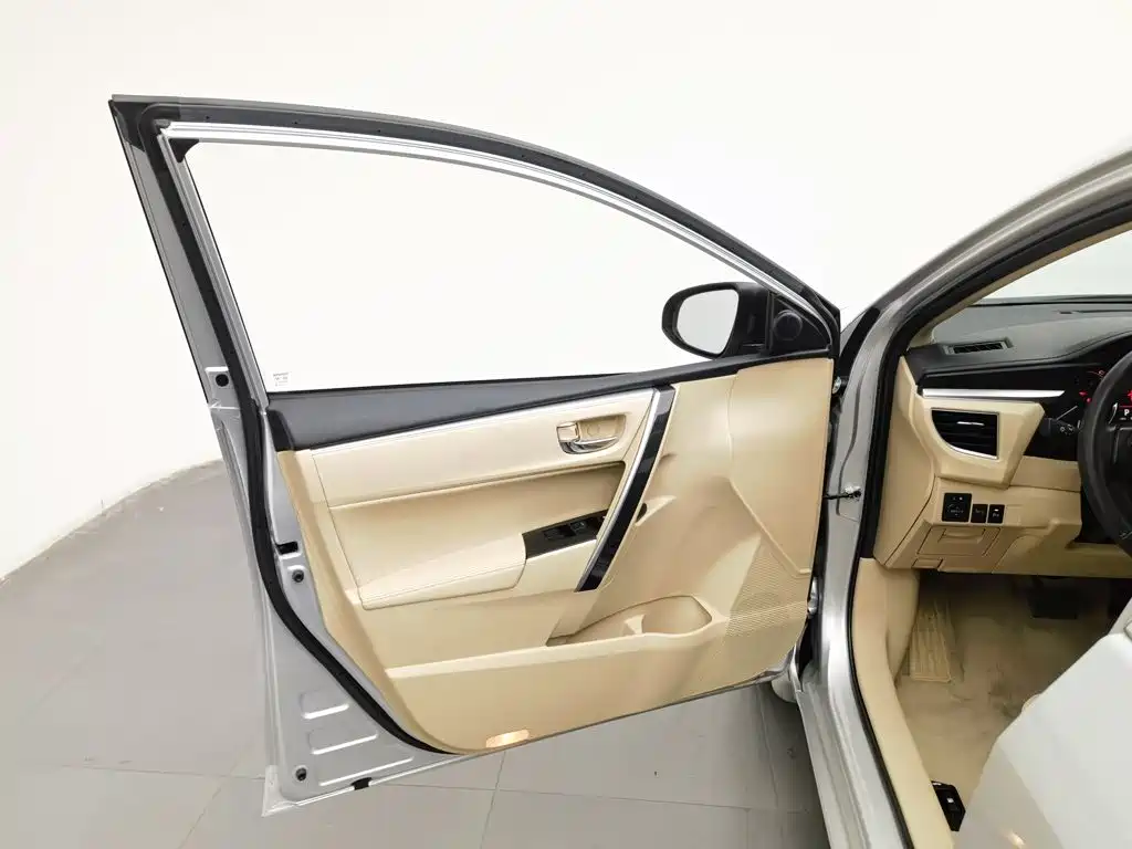 Toyota Corolla — миниатюра 8