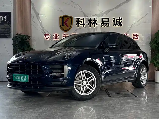 PORSCHE MACAN 2020