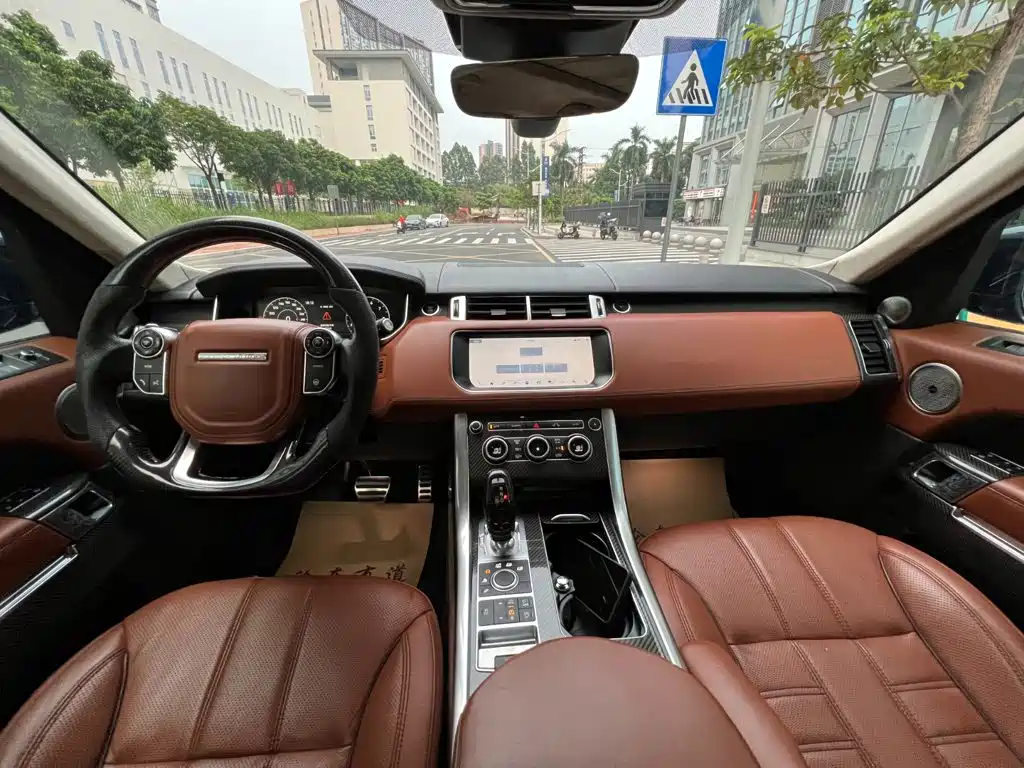 Land Rover Sport — миниатюра 5