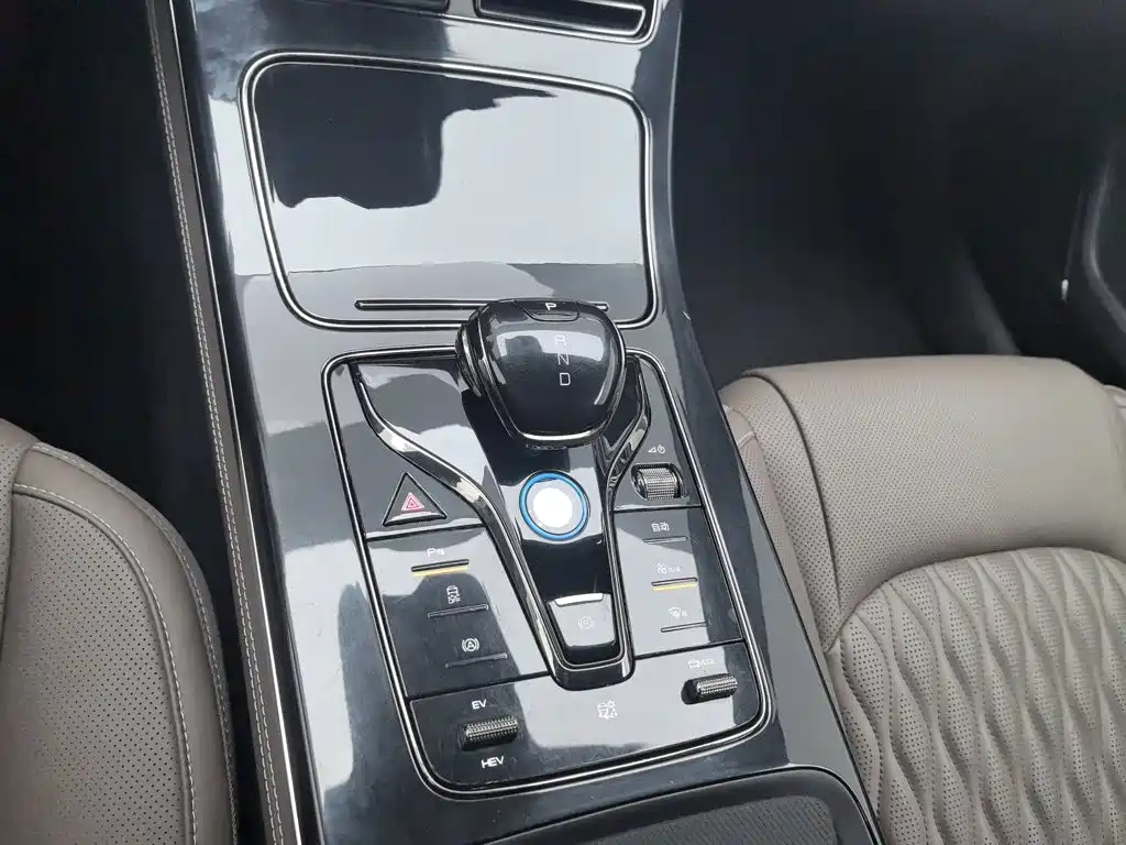 BYD Han — миниатюра 13