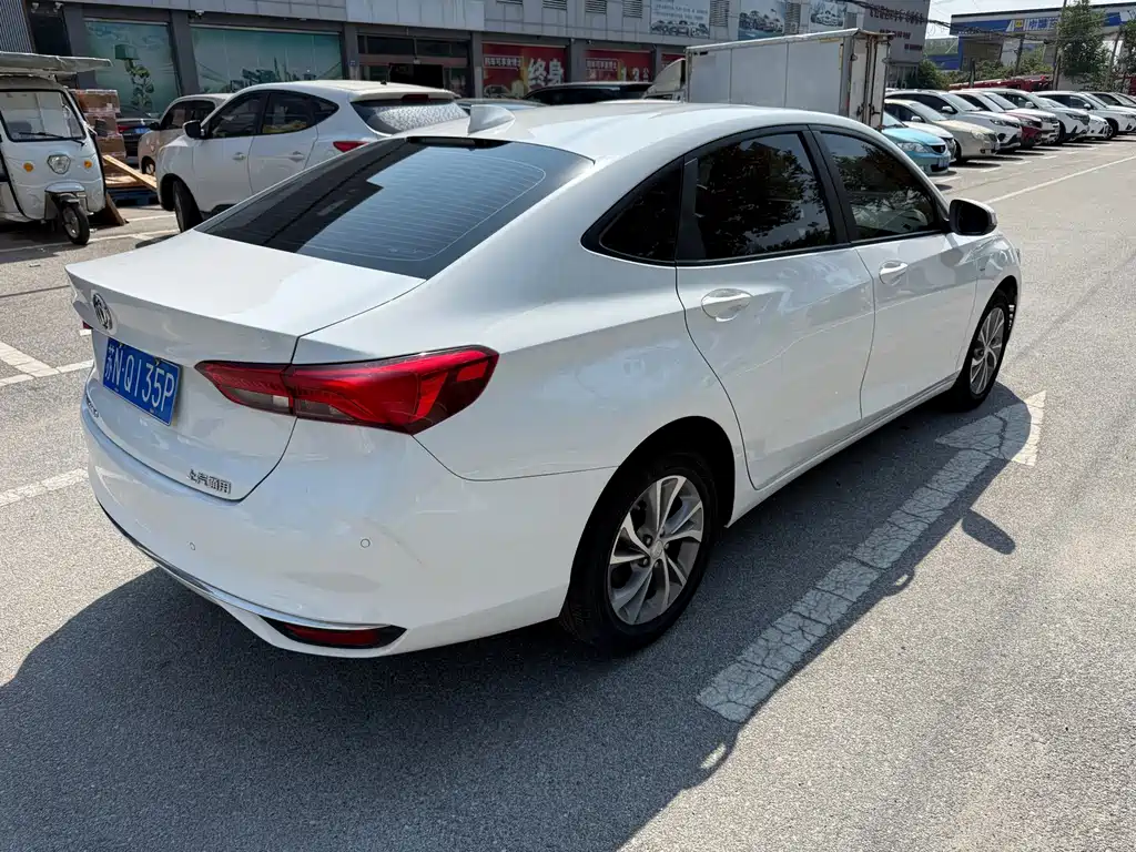 Buick Verano — миниатюра 4