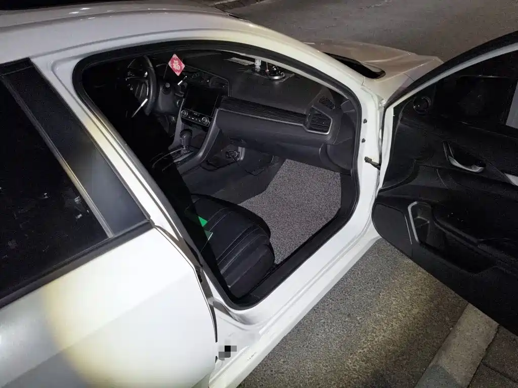 Honda Civic — миниатюра 19