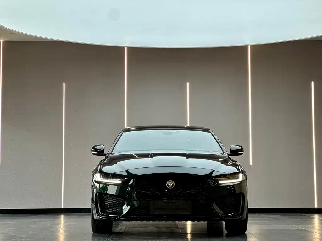 Jaguar XEL 2024 2.0T 250PS R-DYNAMIC S Sport