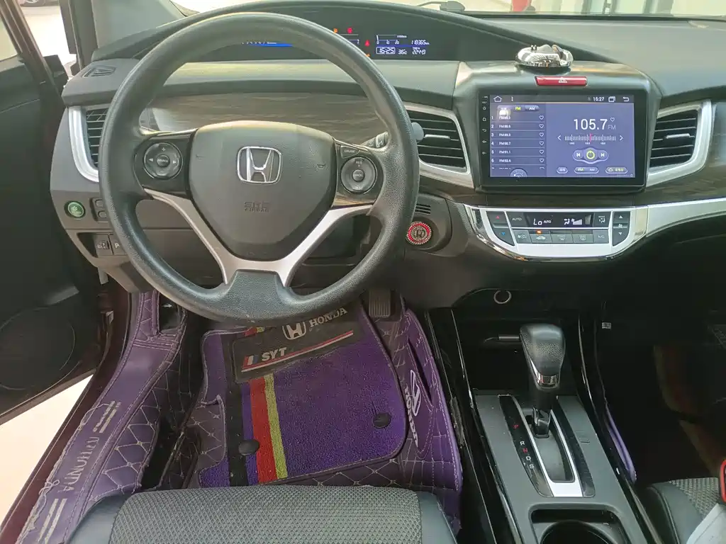 Honda Jade — миниатюра 6