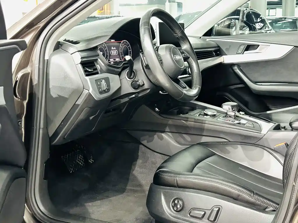 Audi A4L — миниатюра 4