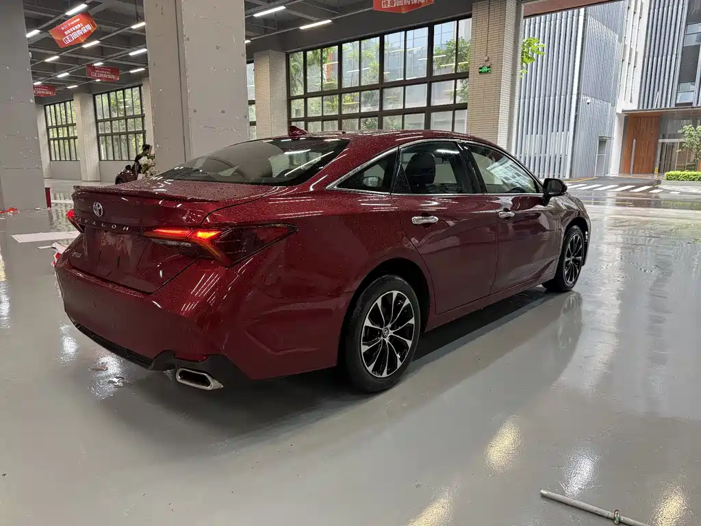Toyota Avalon 2023 2.5L Luxury