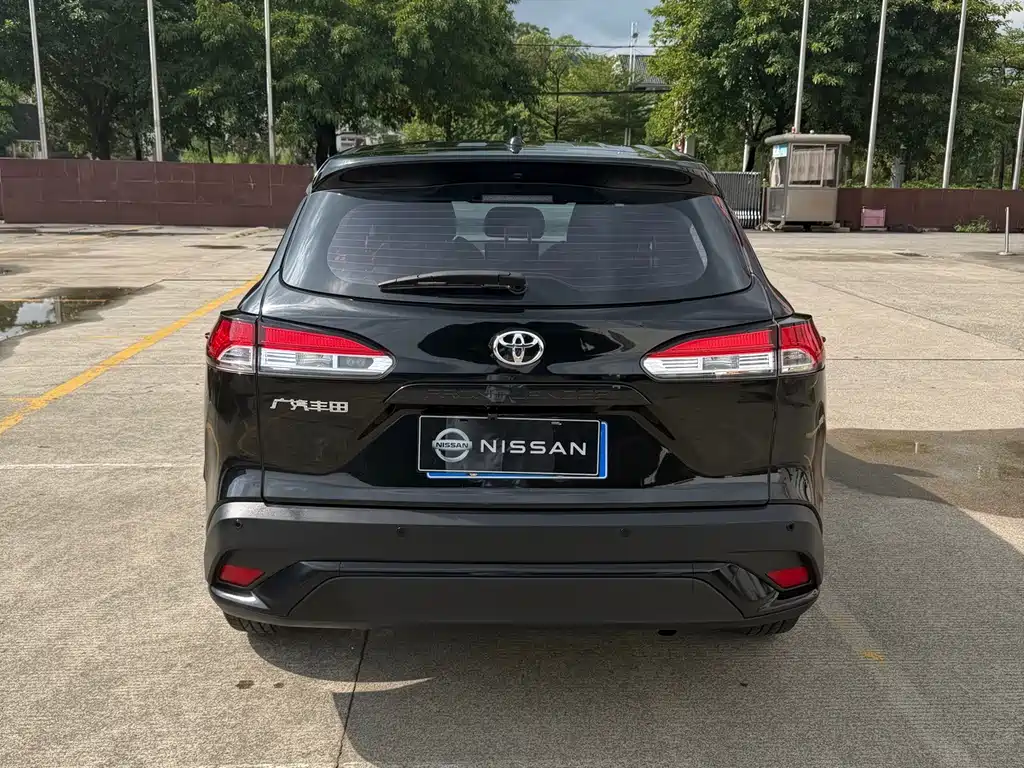 Toyota Frontlander — миниатюра 5