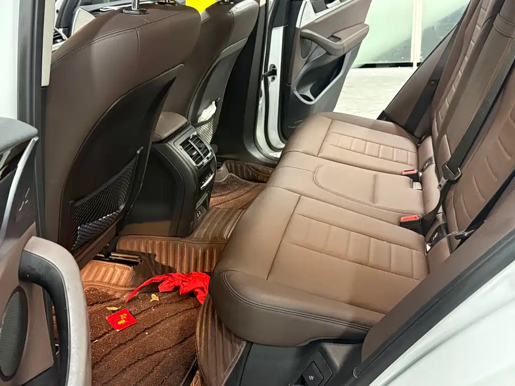BMW X3 — миниатюра 11