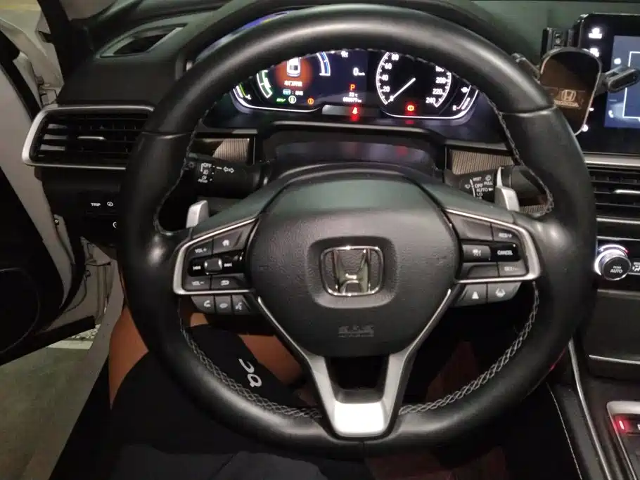 Honda Accord — миниатюра 15