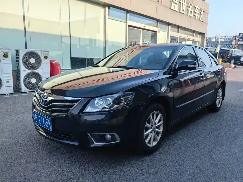 Toyota Camry 2015