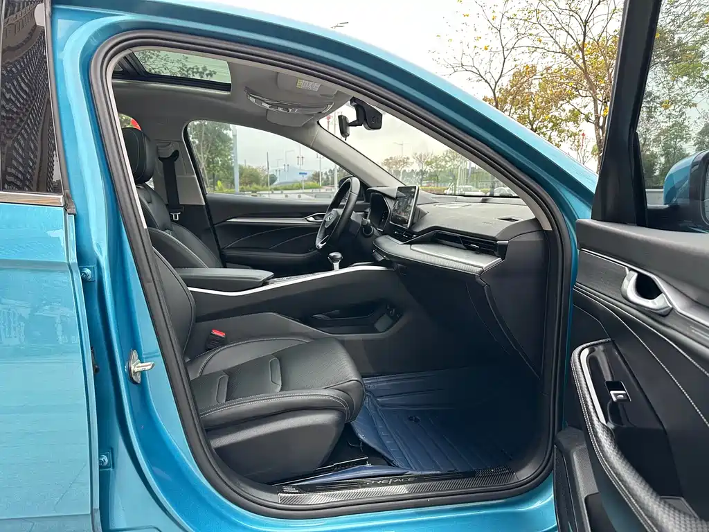 GEELY AUTOMOBILE XINGRUI