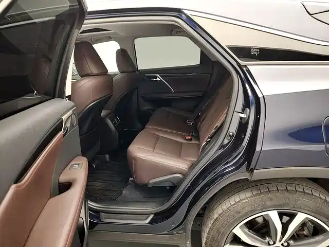 Lexus RX — миниатюра 13