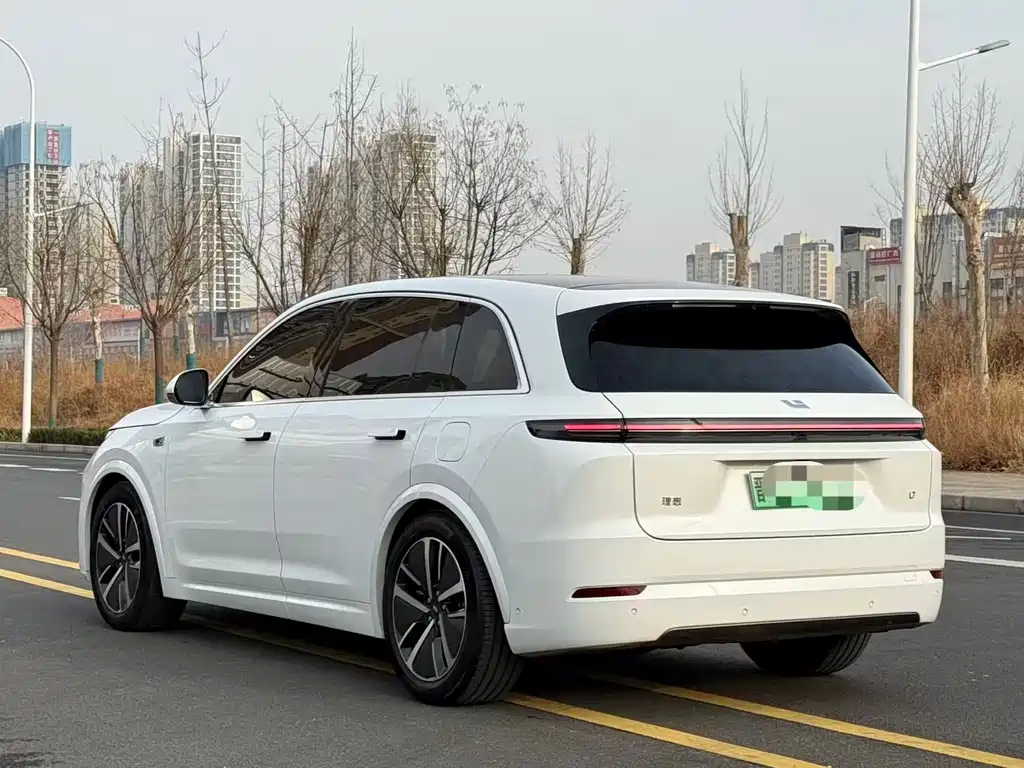 Li Auto IDEAL L7